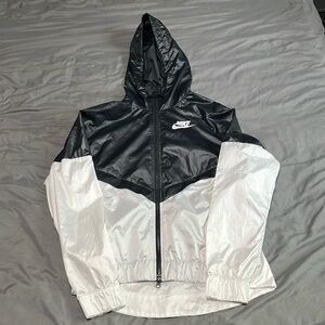 Nike Running Windbreaker